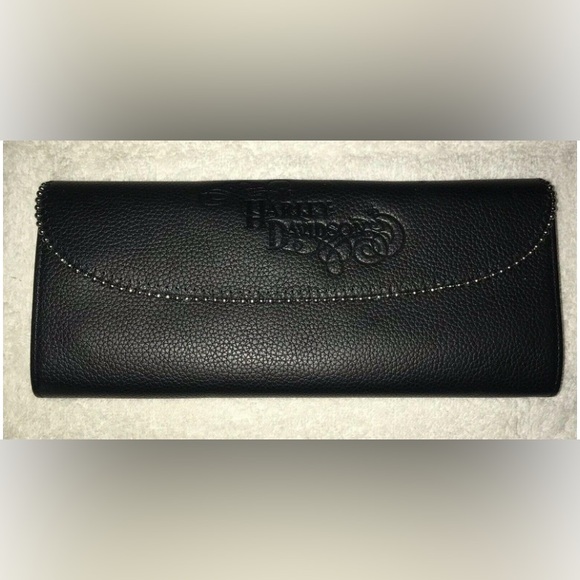 Harley-Davidson Handbags - SALE💋 Harley-Davidson Genuine Leather Wallet